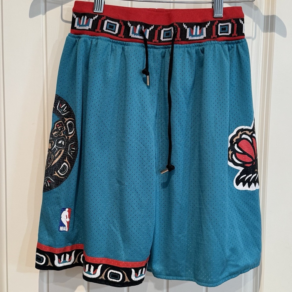 Just Don‎ Vancouver Grizzlies Shorts 2XL Teal NBA Mesh Zip Pocket Streetwear